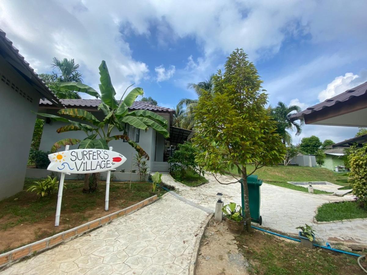 Surfer'S Village Khao Lak Exterior photo